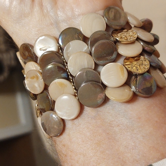 Jules B Beaded Necklace and bracelet bundle with earrings - Picture 4 of 10